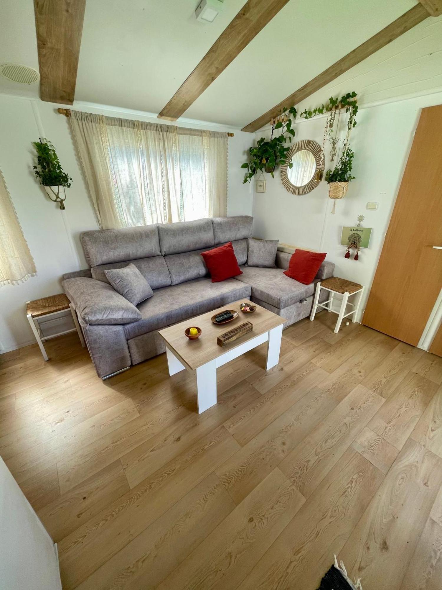 Nomada, Chalet Con Piscina En Alcalá de Guadaira מראה חיצוני תמונה